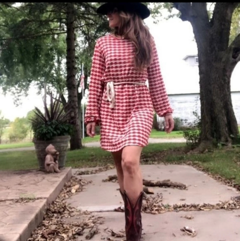 Zara Dress L Large Red Knit White Long Sleeve Scoop Neck